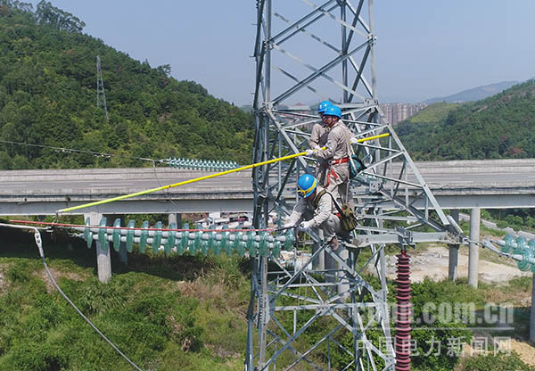 W020170920352276315244