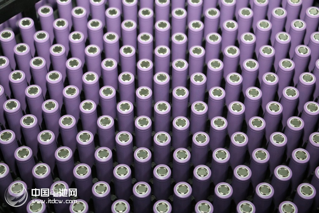 節(jié)前交易所發(fā)問詢函31封 緊盯鋰電池自動(dòng)駕駛熱點(diǎn)