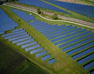 青?！澳孟隆憋L(fēng)水光互補發(fā)電全球第一