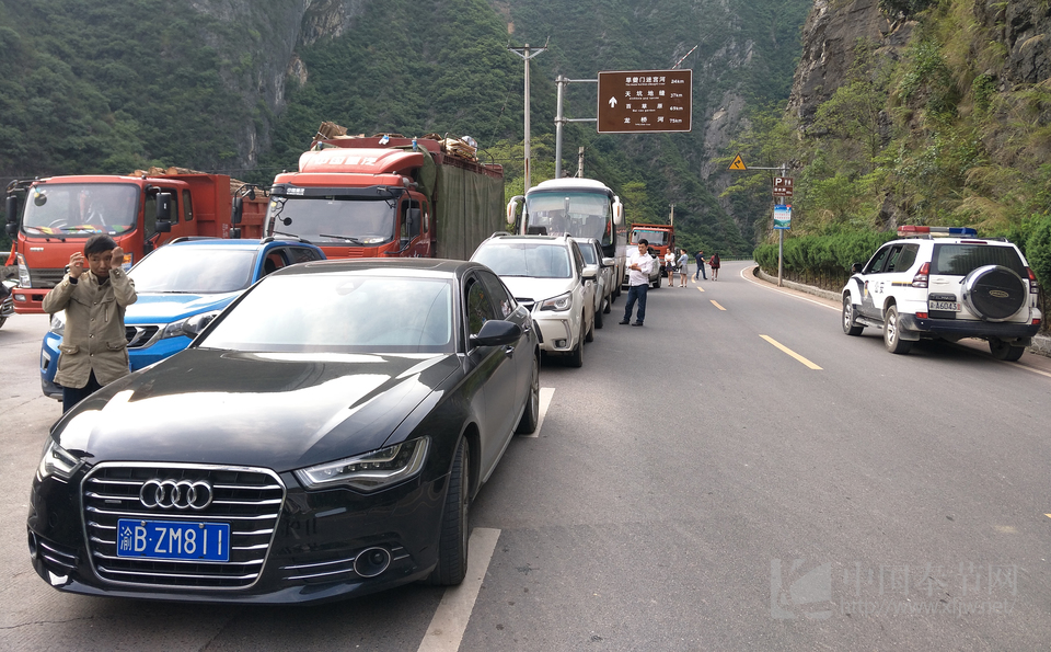 交通提示：金鳳山風電項目大件陸續(xù)運輸 途經(jīng)車輛請注意（組圖）