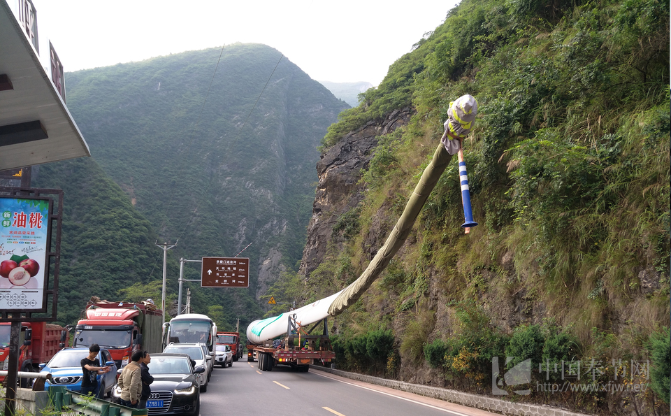 交通提示：金鳳山風電項目大件陸續(xù)運輸 途經(jīng)車輛請注意（組圖）