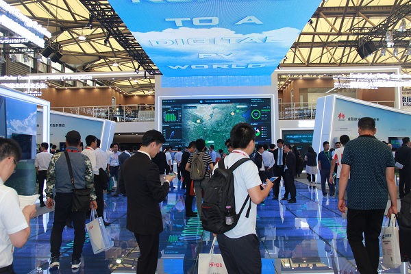 直擊SNEC2018：光伏新品哪家強(qiáng)？