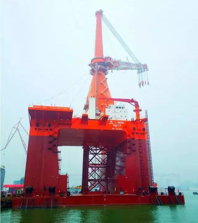 可抗16級臺風(fēng)、服務(wù)10MW海上風(fēng)機！全球首制深潛坐底多功能風(fēng)電工程船交付
