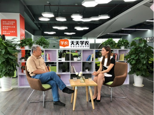 響應總理號召，天天學農用手機“新農具”助力鄉(xiāng)村振興