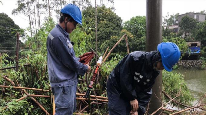      截止9月17日16時，受臺風“山竹”影響停電的居民全部恢復供電。