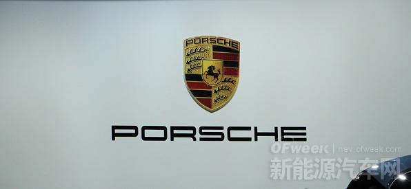 上海進(jìn)博會(huì)汽車(chē)科技前瞻：德系、美系、日韓同臺(tái)競(jìng)技