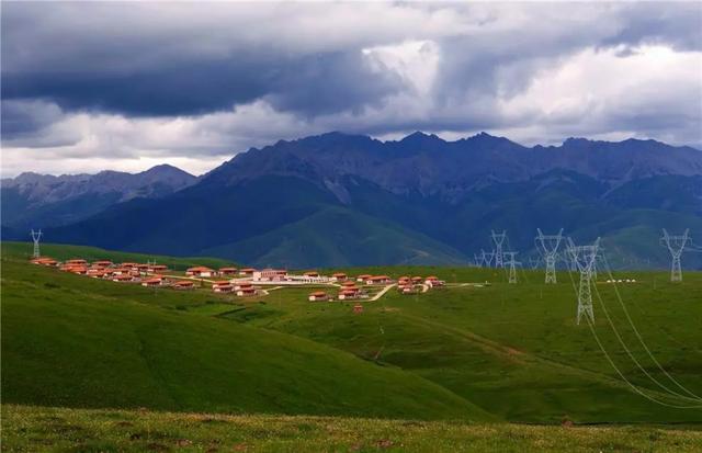 極限挑戰(zhàn)！這條“電力天路”正式投入運營