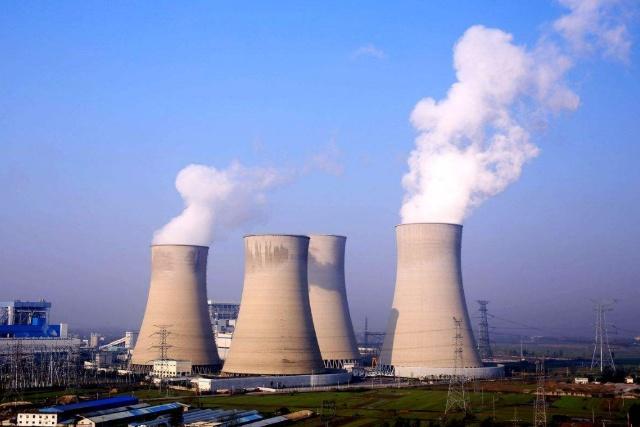 我國(guó)的火電廠燃燒一噸的煤礦，能產(chǎn)生多少電量？